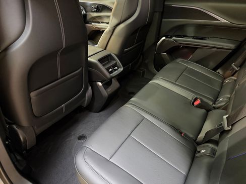 New 2026 Cadillac Lyriq Sport AWD/4WD image 40