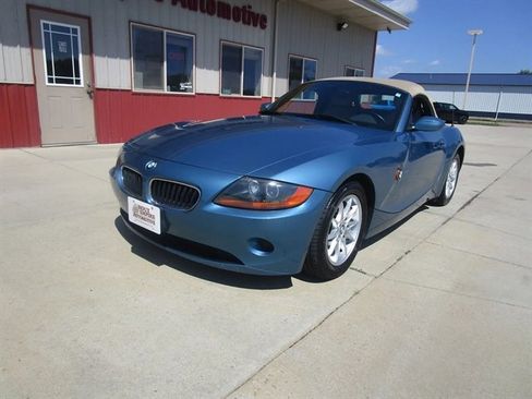 Used 2003 BMW Z4 2.5i image 3