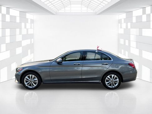 Used 2019 Mercedes-Benz C 300 4MATIC Sedan image 4