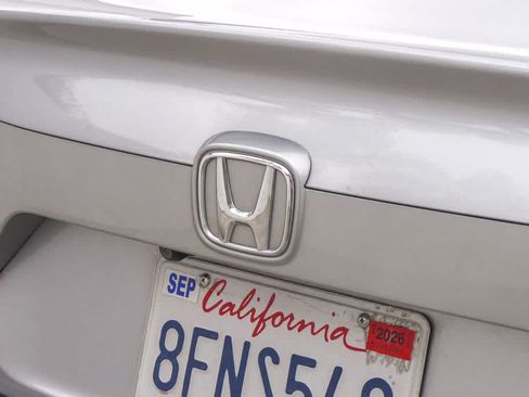 Used 2018 Honda Accord LX image 11