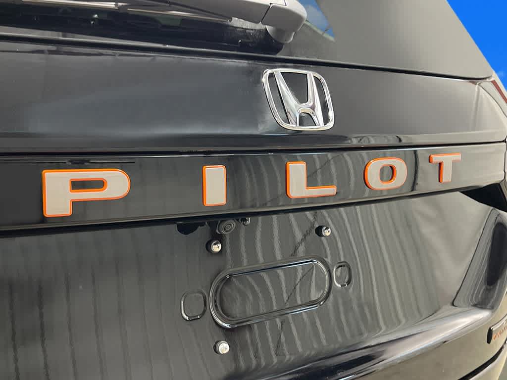 New 2026 Honda Pilot TrailSport image 7