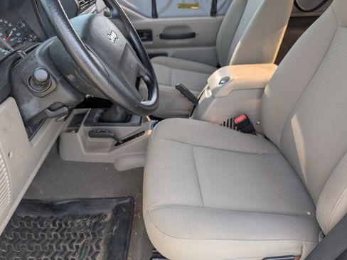 Used 2006 Jeep Wrangler X image 6