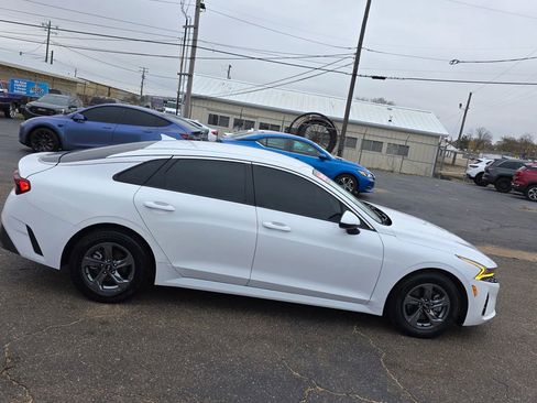 Used 2021 Kia K5 LX image 2
