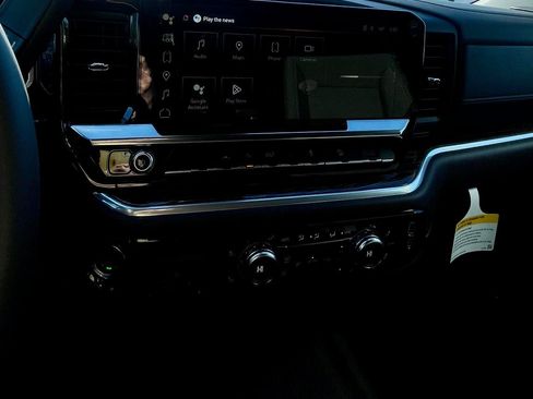 New 2026 GMC Sierra 1500 Elevation image 13