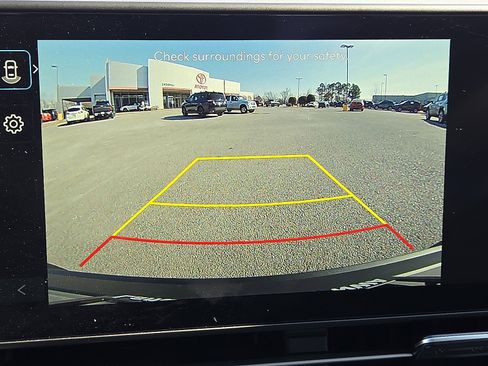 Used 2025 Hyundai Kona SEL image 18