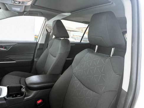 Used 2024 Toyota RAV4 XLE w/ Convenience Package AWD/4WD image 23
