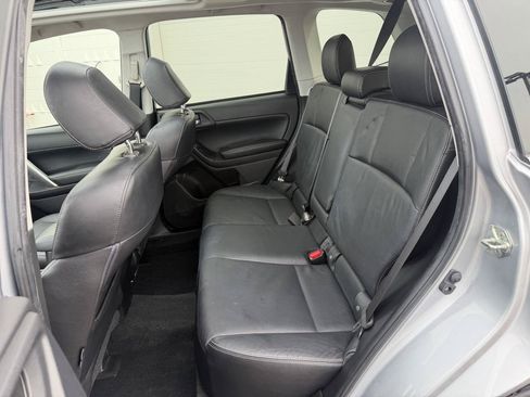 Used 2014 Subaru Forester 2.5i Touring AWD/4WD image 15