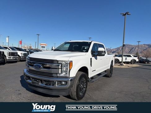 Used 2017 Ford F350 Lariat AWD/4WD image 2