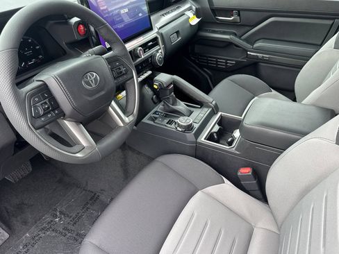 New 2026 Toyota Tacoma TRD Off-Road w/ TRD Off Road Upgrade Package AWD/4WD image 12