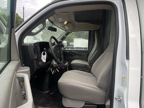 New 2025 Chevrolet Express 3500 w/ Power Convenience Package image 19