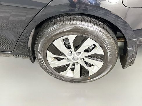 Certified 2024 Nissan Altima 2.5 S FWD image 32