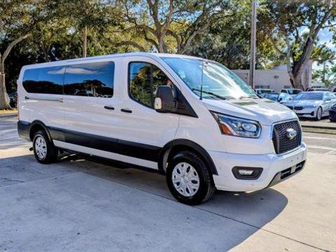 Used 2023 Ford Transit 350 XLT image 9