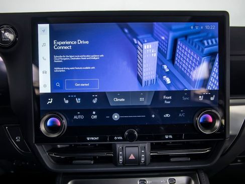 Used 2024 Lexus GX 550 w/ Cold Area Package image 34