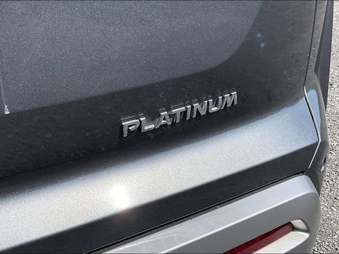 Used 2023 Nissan Pathfinder Platinum FWD image 23
