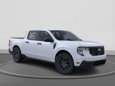 New 2026 Ford Maverick XLT w/ Equipment Group 301A AWD/4WD image 7
