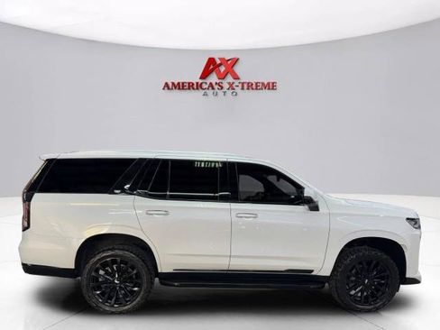 Used 2021 Cadillac Escalade Luxury RWD image 9