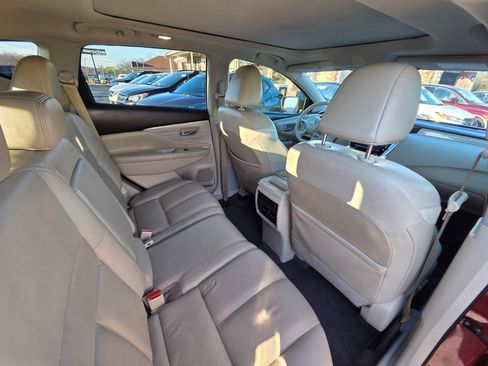 Used 2018 Nissan Murano Platinum image 16