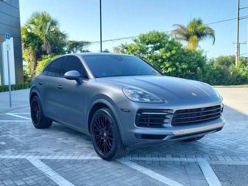 Used 2023 Porsche Cayenne S AWD/4WD image 7