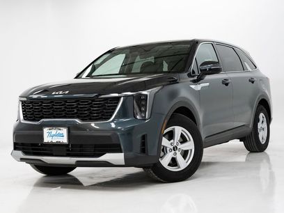 Certified 2025 Kia Sorento LX