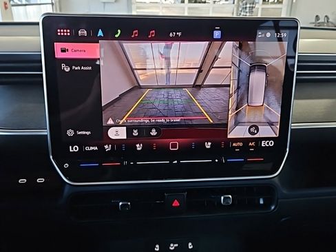 Used 2025 Volkswagen ID. Buzz Pro S Plus image 31