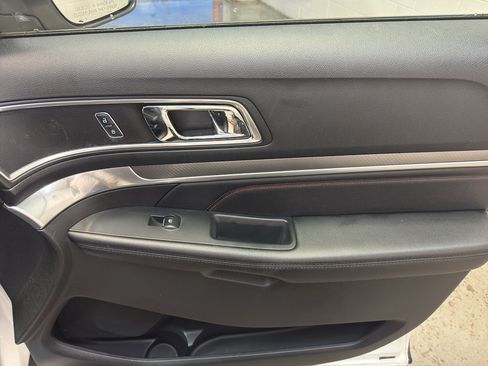 Used 2016 Ford Explorer Sport AWD/4WD image 20