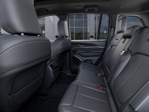 New 2026 Jeep Grand Cherokee Limited AWD/4WD image 49