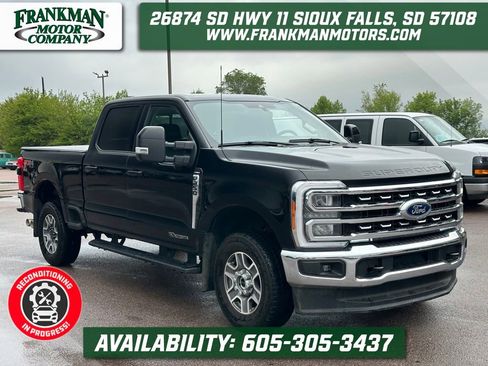 Used 2023 Ford F250 Lariat w/ FX4 Off-Road Package AWD/4WD image 1