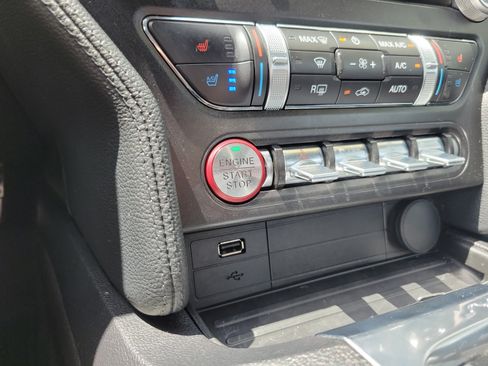 Used 2020 Ford Mustang Premium RWD image 31