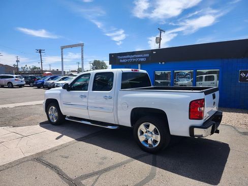 Used 2011 Chevrolet Silverado 1500 LT w/ Regional Value Package RWD image 4