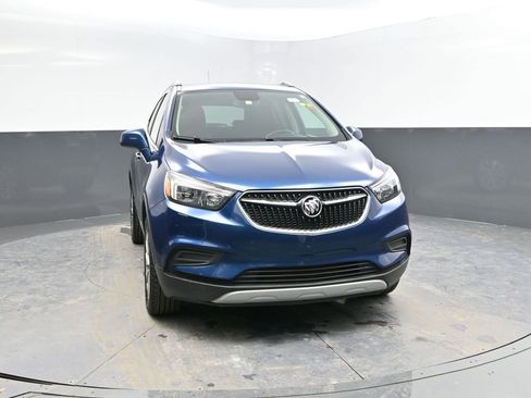 Used 2020 Buick Encore Preferred image 2
