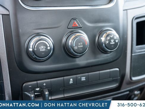 Used 2014 RAM 1500 Express image 10