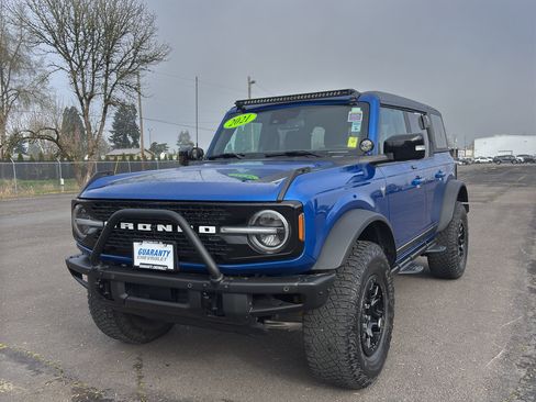 Used 2021 Ford Bronco First Edition AWD/4WD image 4
