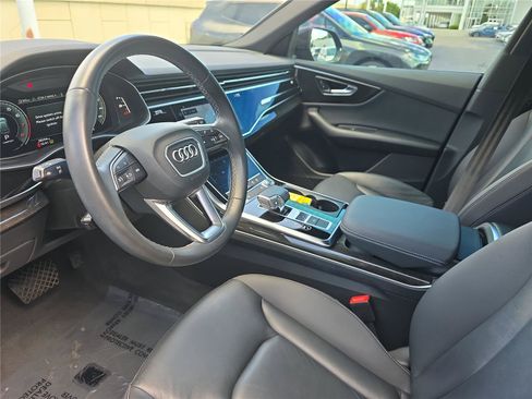Used 2022 Audi Q8 Premium AWD/4WD image 17