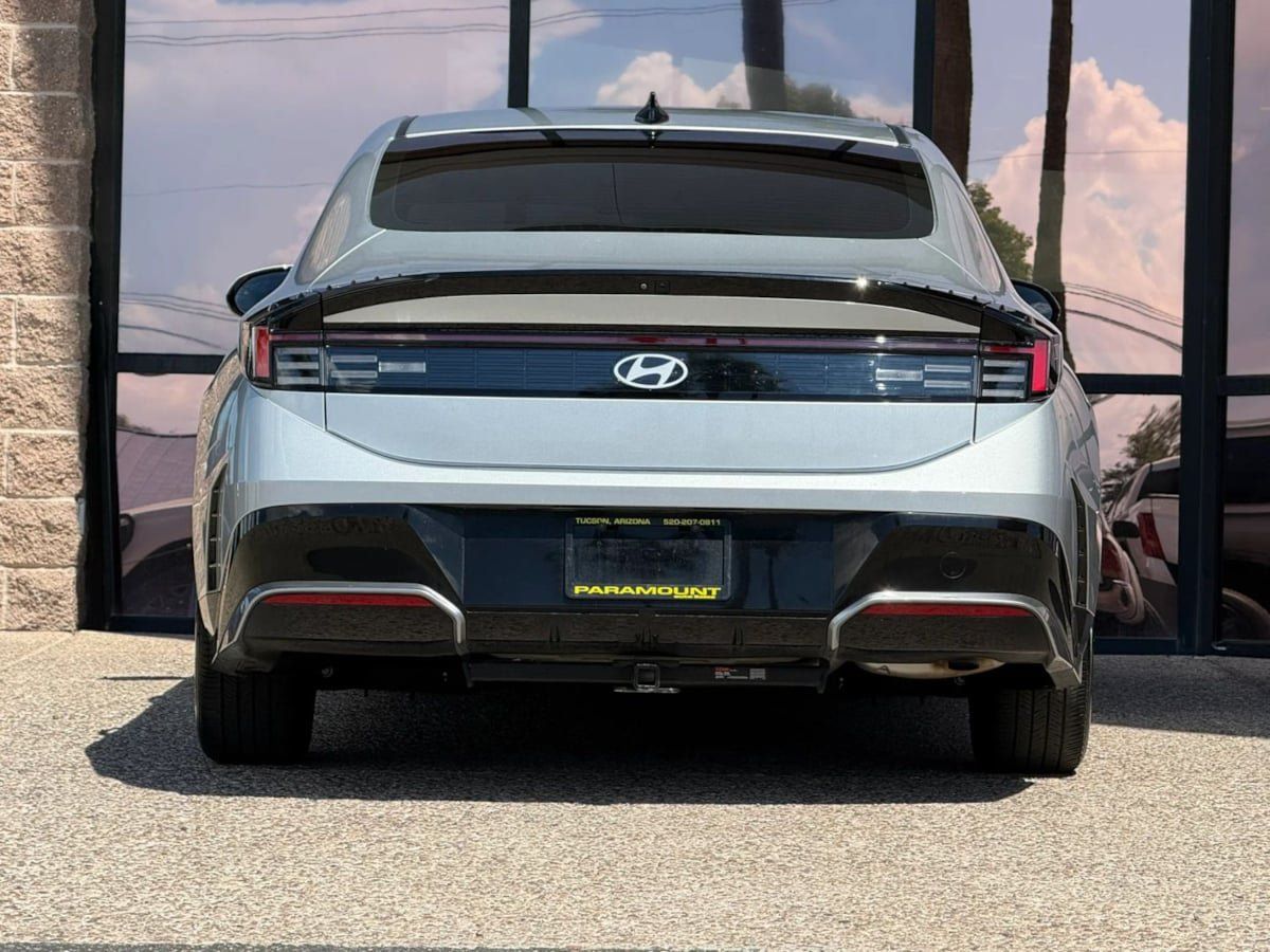 Used 2025 Hyundai Sonata SEL FWD image 10