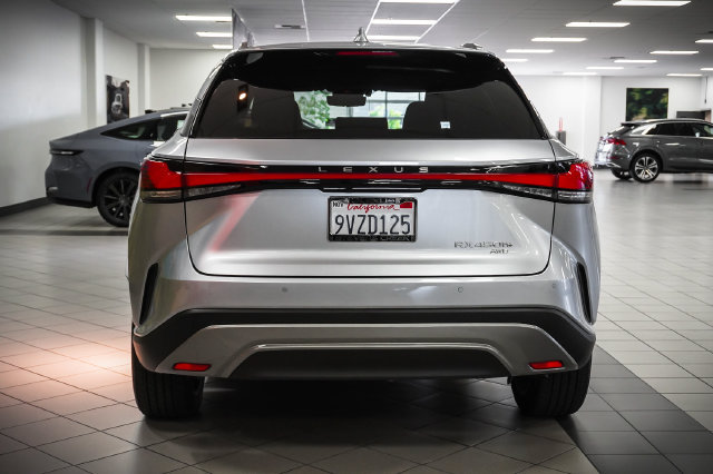 Certified 2026 Lexus RX 450h AWD w/ Convenience Package image 7