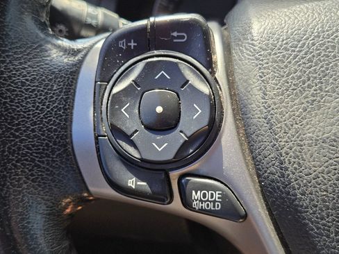 Used 2013 Toyota Camry SE FWD image 35