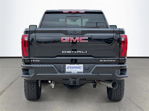 New 2026 GMC Sierra 2500 Denali w/ Denali Reserve Package image 5