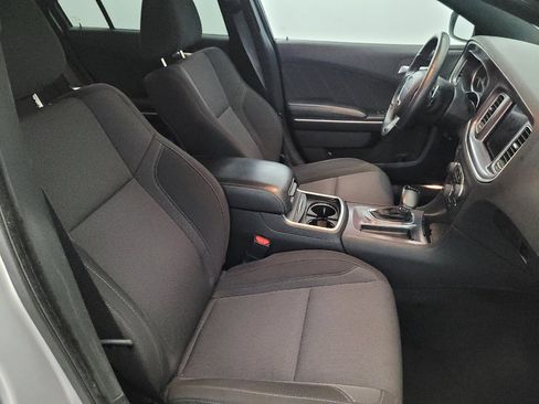 Used 2019 Dodge Charger SXT AWD/4WD image 21