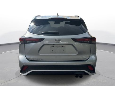 Used 2025 Toyota Highlander XSE AWD/4WD image 7