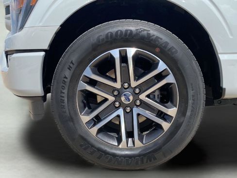 Used 2023 Ford F150 XL w/ STX Appearance Package RWD image 12