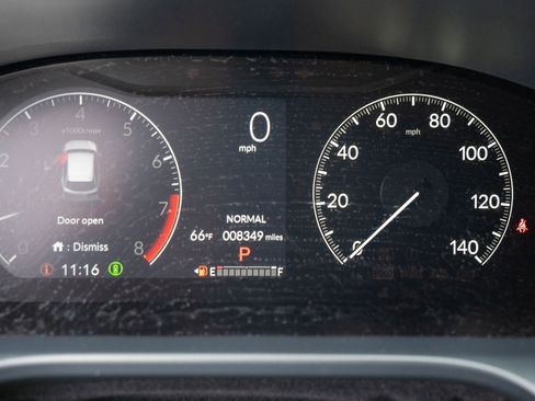 Certified 2023 Honda HR-V LX image 34