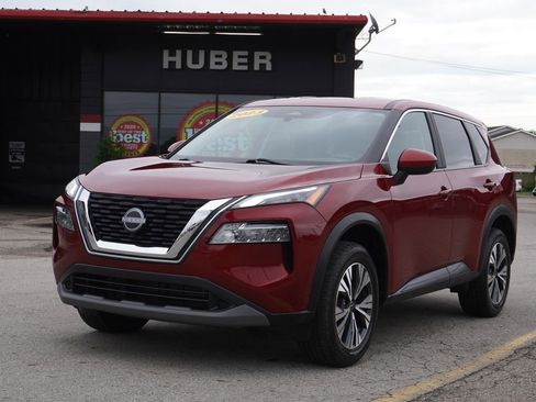 Used 2023 Nissan Rogue SV AWD/4WD image 3