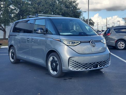 New 2025 Volkswagen ID. Buzz Pro S image 2