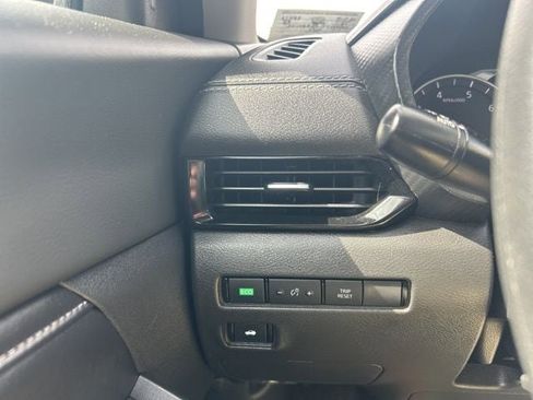 Used 2023 Nissan Sentra SV FWD image 19