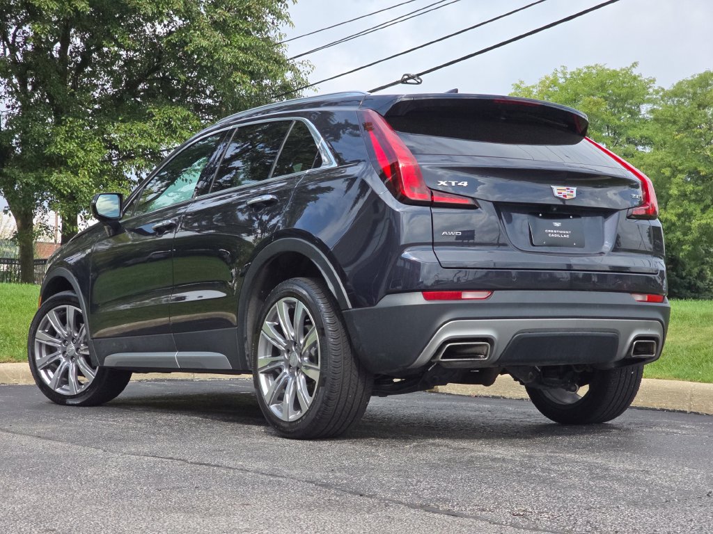 Certified 2023 Cadillac XT4 Premium Luxury w/ Cold Weather Package AWD/4WD image 5