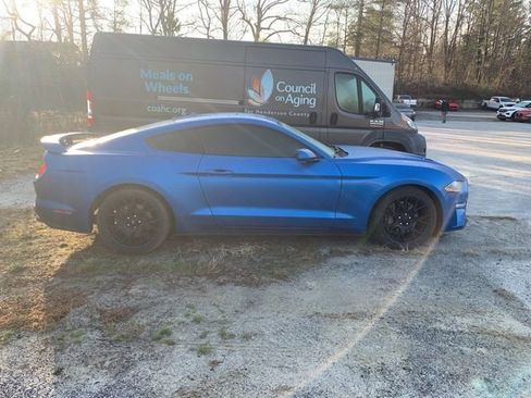 Used 2019 Ford Mustang Premium w/ Ecoboost Performance Package image 8