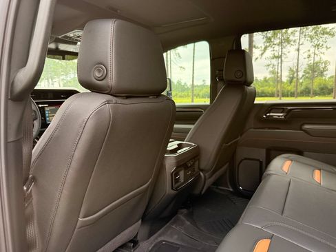 New 2026 GMC Sierra 2500 AT4 w/ AT4 Premium Plus Package AWD/4WD image 32