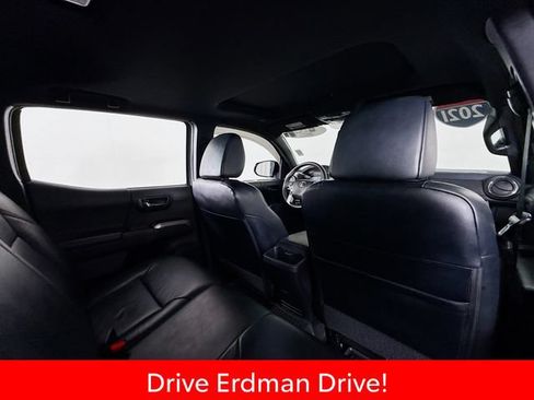 Certified 2021 Toyota Tacoma Limited AWD/4WD image 29