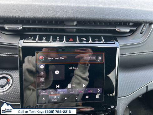 Used 2024 Jeep Grand Cherokee L Laredo image 29