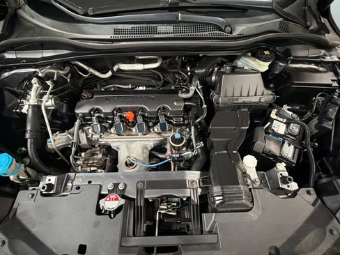 Used 2021 Honda HR-V Sport image 22